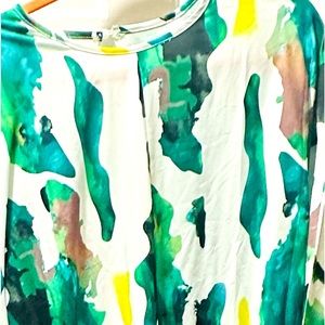 Beautiful green maxi length tunic with split leg. Never worn- no tags